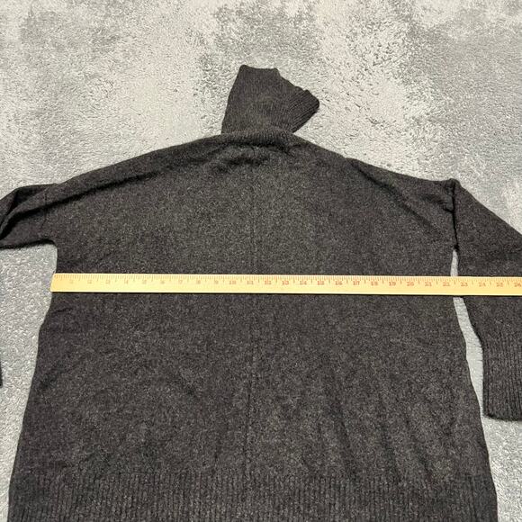 Max Studio 100% 2-Ply Cashmere Sweatee Womens Small Gray Buttons - Picture 4 of 6